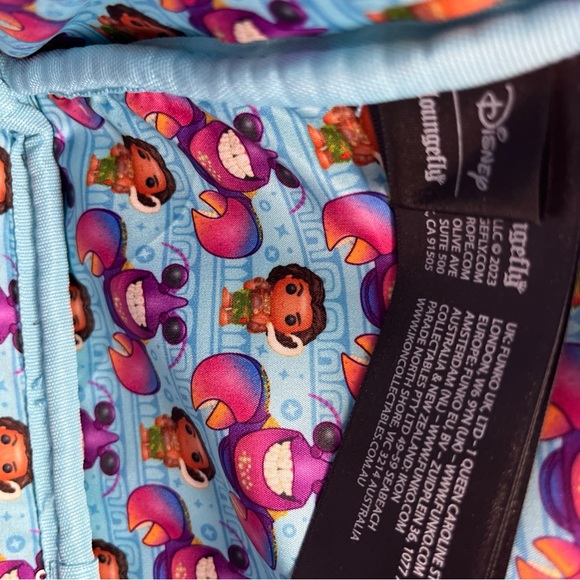 NWOT Loungefly Disney Maui/Tamatoa  Faux Leather Mini Backpack. Glow In The Dark - Picture 8 of 16